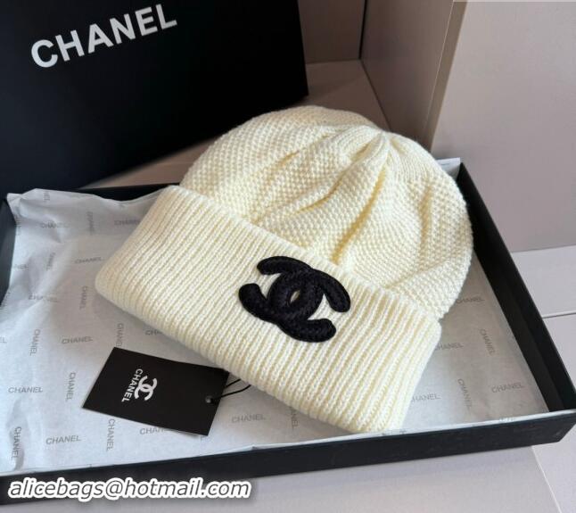 New Product Chanel Knit hat with Maxi CC CH091302 White 2024 