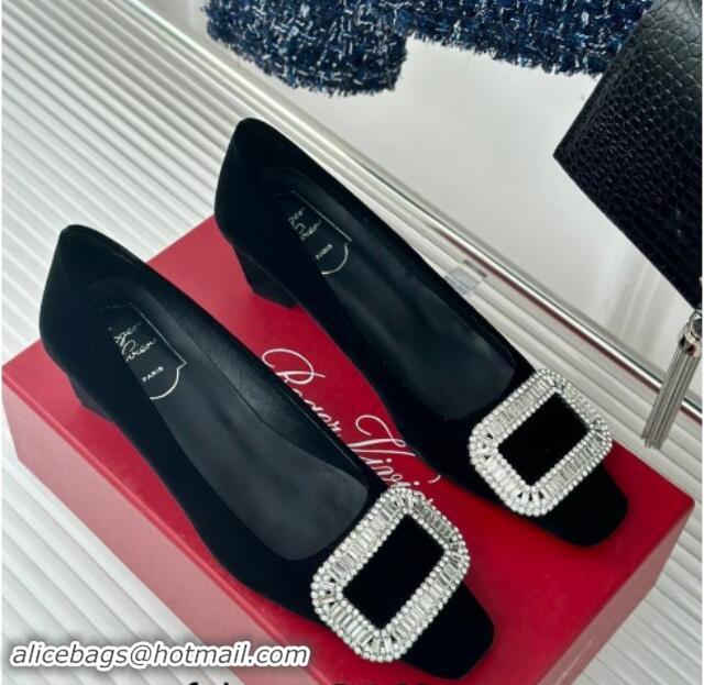 Pretty Style Roger Vivier Belle Vivier Strass Buckle Pumps 4.5cm in Velvet Black 010095