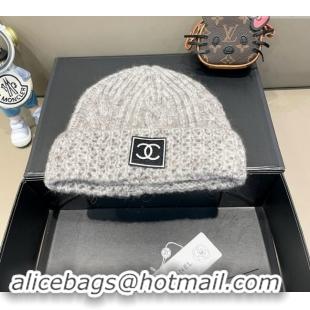 Market Sells Chanel Knit Hat with CC Patch CH091306 Light Grey 2024