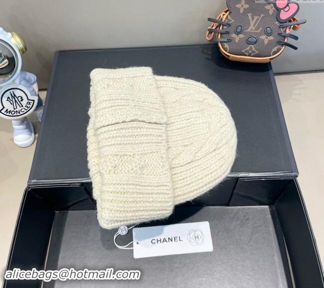 Market Sells Chanel Knit Hat with Metal-Tone CC CH091307 White 2024