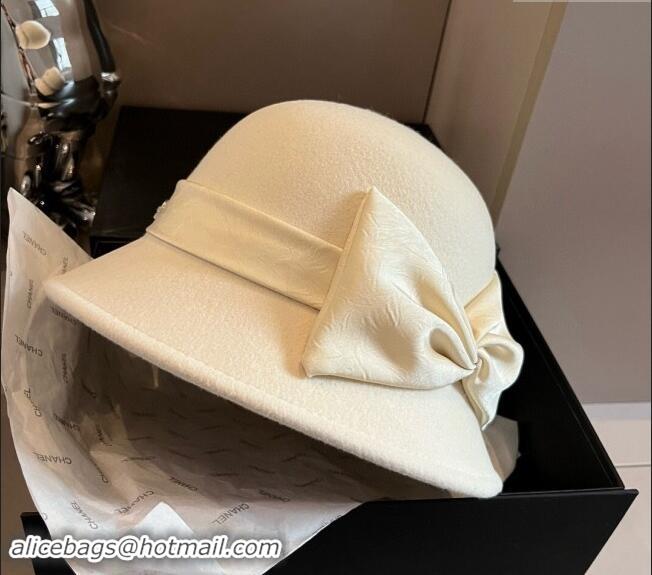 Well Crafted Chanel Wool Bucket Hat with CC Chain and Bow 1019010 White 2024