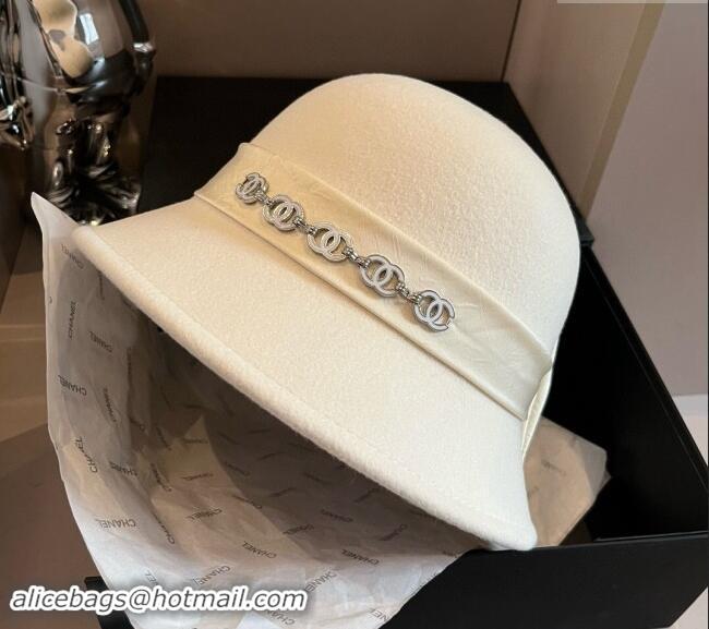 Well Crafted Chanel Wool Bucket Hat with CC Chain and Bow 1019010 White 2024