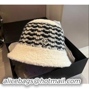 Reasonable Price Chanel Heart Shearling Fur Bucket Hat 1019016 White 2024