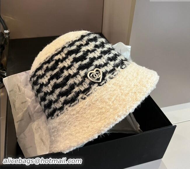 Reasonable Price Chanel Heart Shearling Fur Bucket Hat 1019016 White 2024