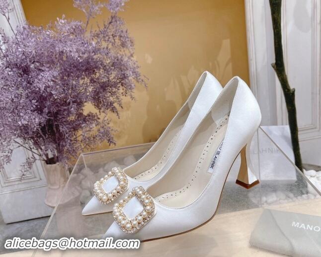 Luxury Manolo Blahnik Classic Silk Pumps 7/9.5cm with Pearls Buckle White 507003