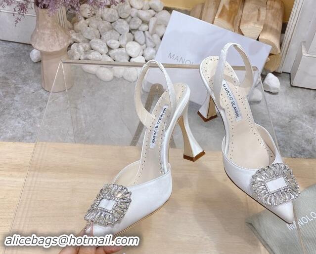 Sumptuous Manolo Blahnik Classic Silk Slingback Pumps 8cm with Strass Buckle White 507012