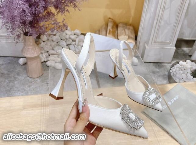 Sumptuous Manolo Blahnik Classic Silk Slingback Pumps 8cm with Strass Buckle White 507012