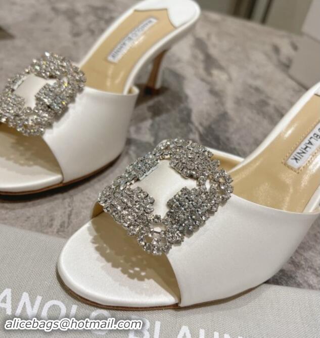 Trendy Design Manolo Blahnik Hangisimu Satin Heel Slide Sandals 7.5cm with Strass Buckle White 507013