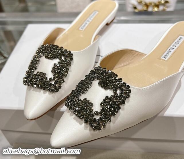 Perfect Manolo Blahnik Hangisimu Satin Flat Mules with Strass Buckle White 507023