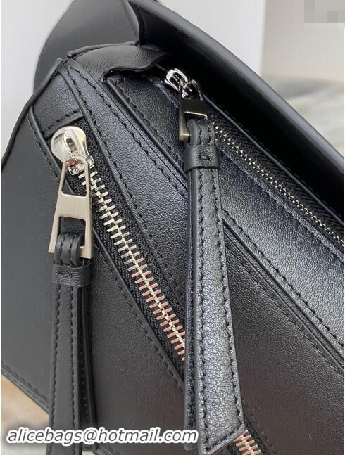 Famous Brand Loewe Mini Puzzle Bumbag in Classic Calfskin 10177 Black 2024