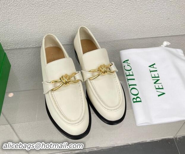 Top Quality Bottega Veneta Astaire Loafers in Calfskin with Metal-Tone Knot White 903042