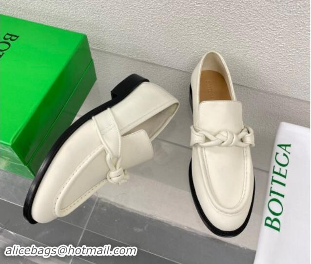 Perfect Bottega Veneta Astaire Loafers in Calfskin with One-Tone Knot White 903043