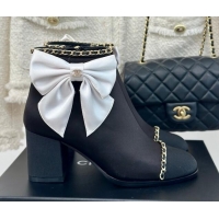 Pretty Style Chanel Fabric & Grosgrain Ankle Boots with Chain and Maxi Bow White/Black 091123