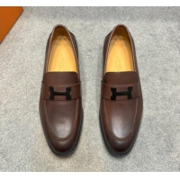 Masculine Hermes Men's Pairs Loafer in Smooth Calfskin Brown 092103