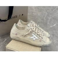 Sumptuous Golden Goose V-Star Sneakers in light gray suede with a silver leather star and Pearls Charm 7230102