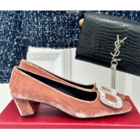 Top Grade Roger Vivier Belle Vivier Strass Buckle Pumps 4.5cm in Velvet Peachy Pink 010094