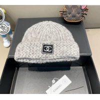 Market Sells Chanel Knit Hat with CC Patch CH091306 Light Grey 2024