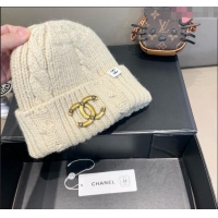 Market Sells Chanel Knit Hat with Metal-Tone CC CH091307 White 2024