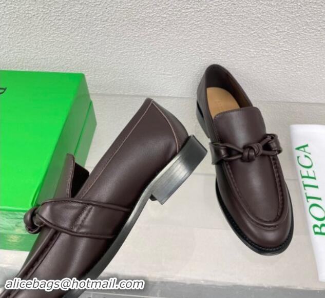 Sumptuous Bottega Veneta Astaire Loafers in Calfskin with One-Tone Knot Brown 903045