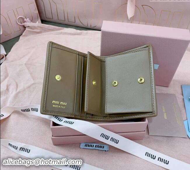 Top Design Miu Miu Matelasse Leather Small Wallet 5MV204 Dark Beige 2024