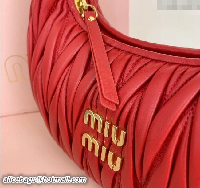 Good Product Miu Miu Wander Matelasse Nappa Leather Small Hobo bag 5BC125 Red 2024