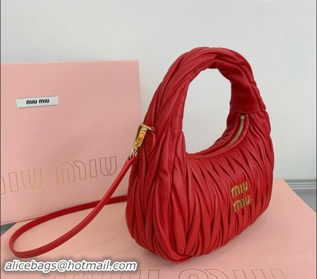 Good Product Miu Miu Wander Matelasse Nappa Leather Small Hobo bag 5BC125 Red 2024