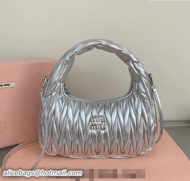 Good Product Miu Miu Wander Matelasse Nappa Leather Medium Hobo bag 5BC153 Silver 2024