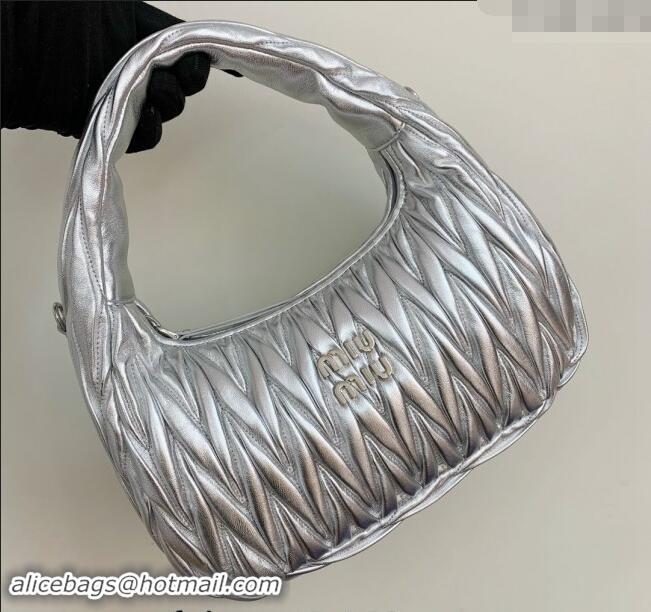 Good Product Miu Miu Wander Matelasse Nappa Leather Medium Hobo bag 5BC153 Silver 2024