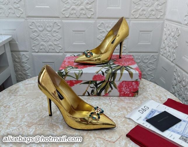 Good Looking Dolce & Gabbana Patent Calfskin Pumps 10.5cm with Crystals DG Gold 325093