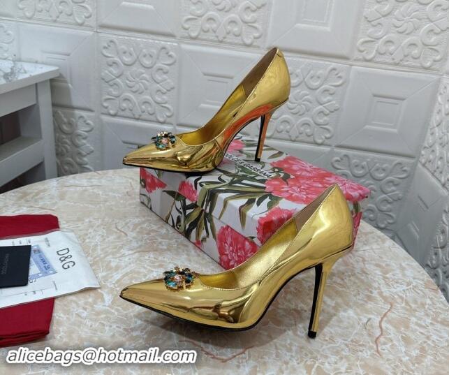 Good Looking Dolce & Gabbana Patent Calfskin Pumps 10.5cm with Crystals DG Gold 325093