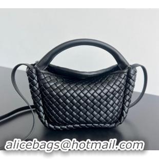 Shop Best Bottega Veneta Small Cobble Top Handle bag in Intreccio Leather 805739 Black 2024