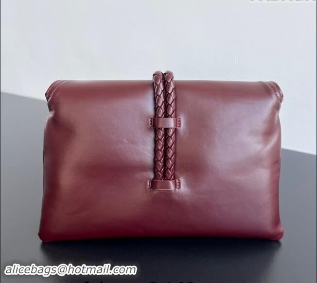 Top Grade Bottega Veneta Small Liberta Cross-body bag in Smooth Calfskin 806030 Burgundy 2024