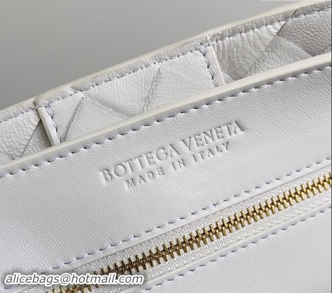 Promotional Bottega Veneta Medium Andiamo Top Handle Bag in Intrecciato Leather 743572 Snow White 2024