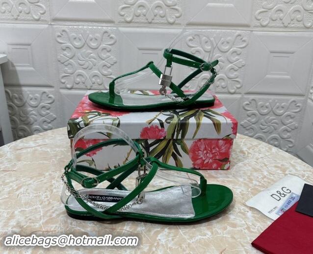 Classic Hot Dolce & Gabbana DG Karung Flat Thong Sandals with Chain Lock in Patent Leather Green 506083