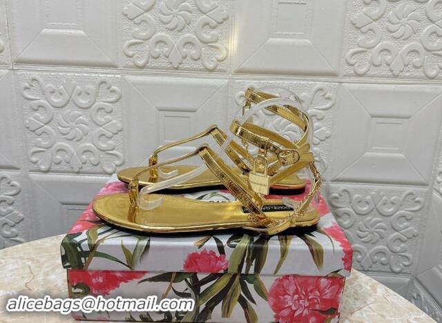 Low Cost Dolce & Gabbana DG Karung Flat Thong Sandals with Chain Lock in Patent Leather Gold 506084