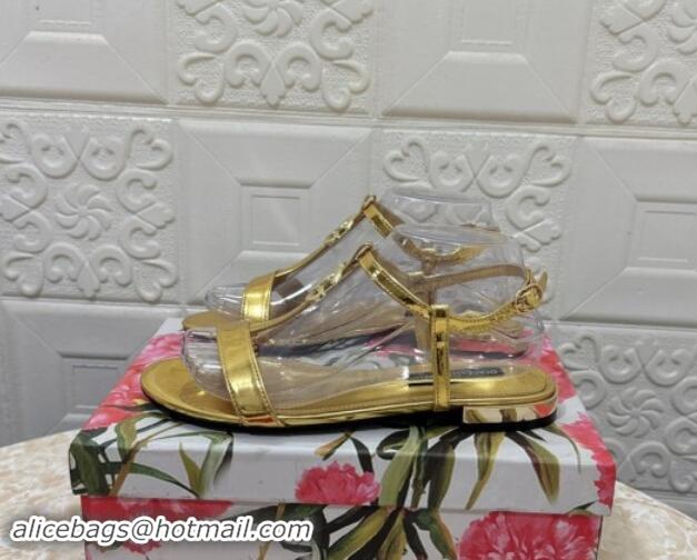 Stylish Dolce & Gabbana DG Patent Calfskin Flat Sandals Gold 604153