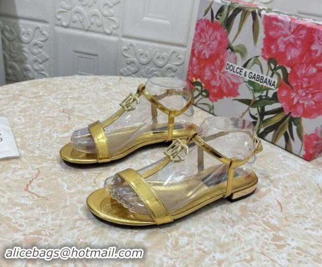 Stylish Dolce & Gabbana DG Patent Calfskin Flat Sandals Gold 604153