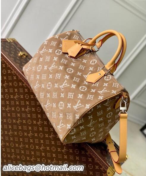 Luxurious Louis Vuitton RUNWAY Speedy P9 Bandouliere 40 Bag in Beige Monogram Suede M24430 2024