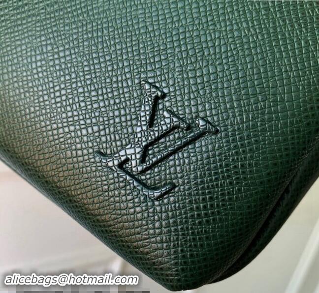 Well Crafted Louis Vuitton Mens Avenue Messenger bag in Taiga Leather M11657 Green 2024