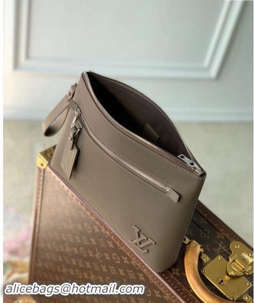 Promotional Louis Vuitton Takeoff Pouch in Cowhide Leather M11485 Moka Brown 2024