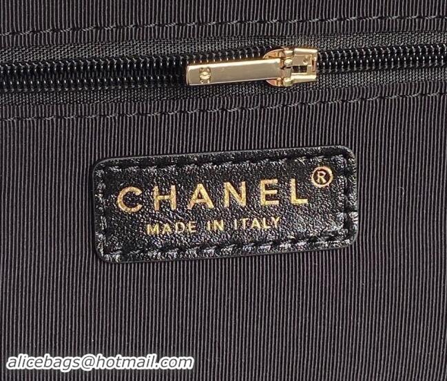 Famous Brand Chanel Shiny Crumpled Lambskin Vanity Case Bag with Pockets AS5222 Black 2024