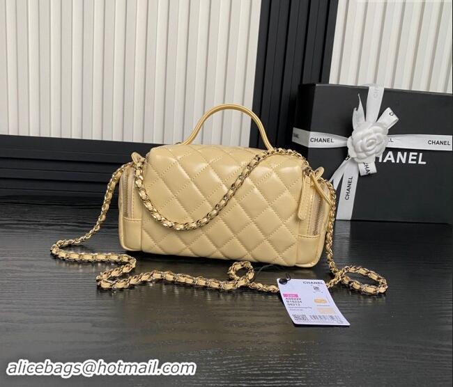 Best Price Chanel Shiny Crumpled Lambskin Vanity Case Bag with Pockets AS5222 Light Yellow 2024