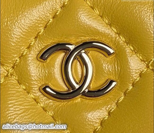 Top Design Chanel Shiny Crumpled Lambskin Vanity Case Bag with Pockets AS5222 Bright Yellow 2024