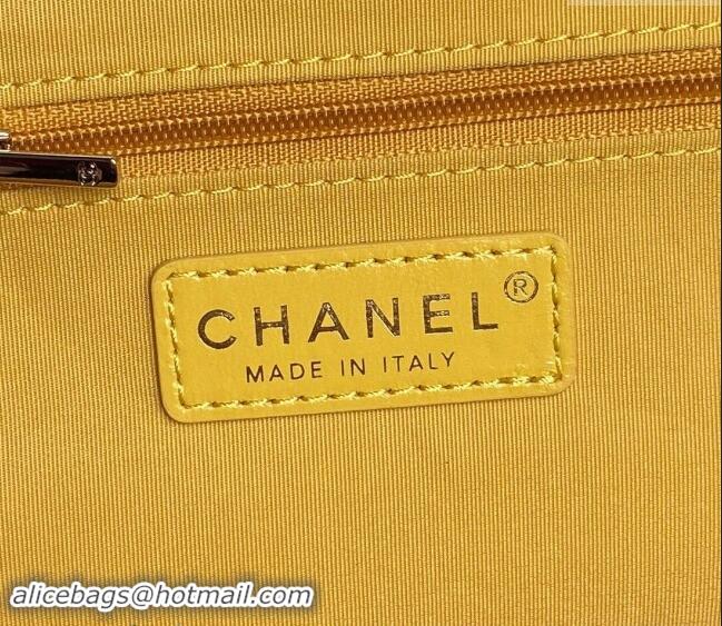 Top Design Chanel Shiny Crumpled Lambskin Vanity Case Bag with Pockets AS5222 Bright Yellow 2024