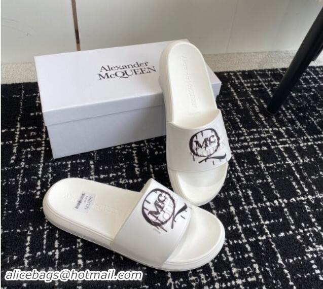 Purchase Alexander McQueen TPU Slide Sandals with Logo Print White 430111