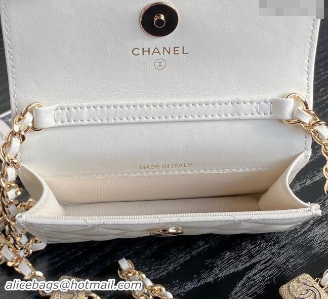 Well Crafted Chanel Lambskin Clutch with Chain AP4315 White 2024