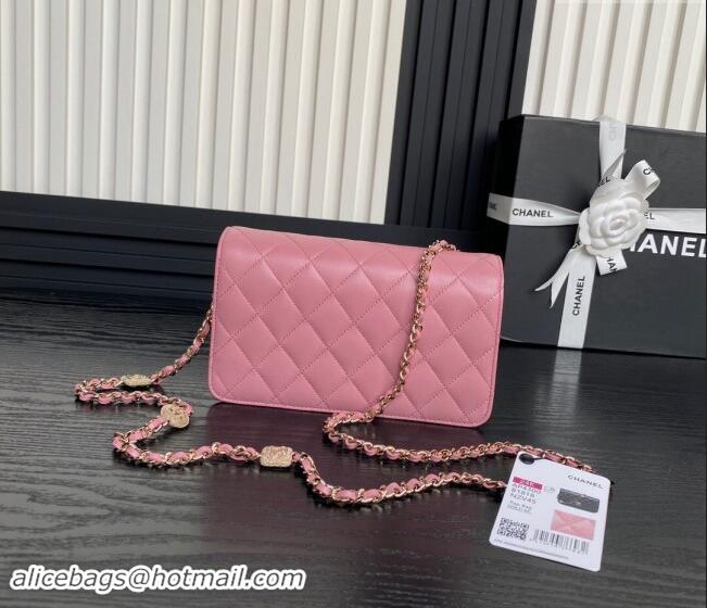 Famous Brand Chanel Lambskin Clutch with Chain AP4300 Pink 2024