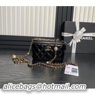 Big Discount Chanel Lambskin Clutch with Chain and Pearls AP4285 Black 2024