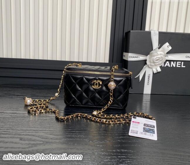 Big Discount Chanel Lambskin Clutch with Chain and Pearls AP4285 Black 2024