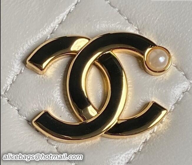 Top Design Chanel Lambskin Clutch with Chain and Pearls AP4285 White 2024